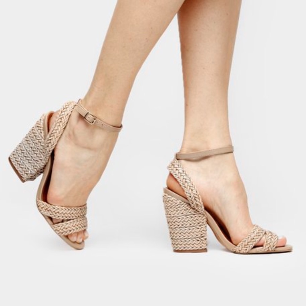 Santa Lolla heels